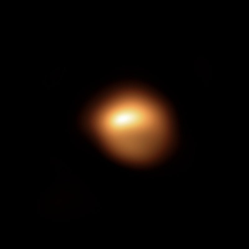 Betelgeuse images from January 2019 and December 2019